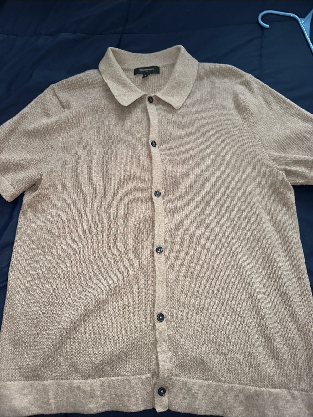 Banana Republic Men's Short-Sleeve Button Polo in Light Beige - Picture 2 of 4